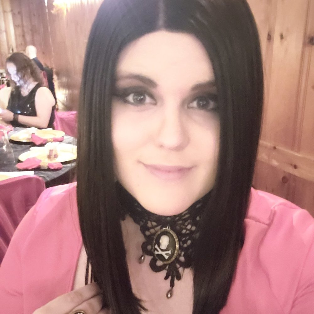 Meet your Posher, Felicia